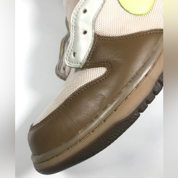 SOLD - Picture 8 of 16